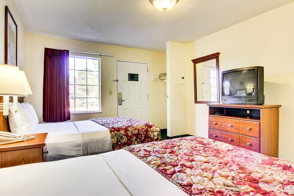 Sun Suites Of Jacksonville Phòng bức ảnh